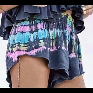 Blue Life Beach Bunny Shorts NWWT